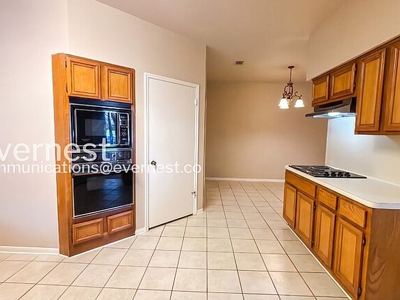 3rd image of 3103 Hazy Park Dr