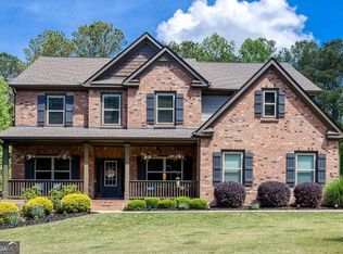 405 Saint Regis Dr, Oxford, GA 30054