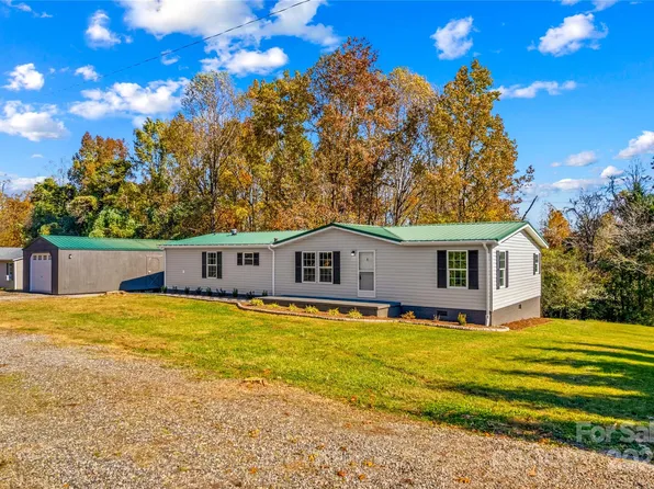 110 Little Valley Ln, Statesville, NC 28625