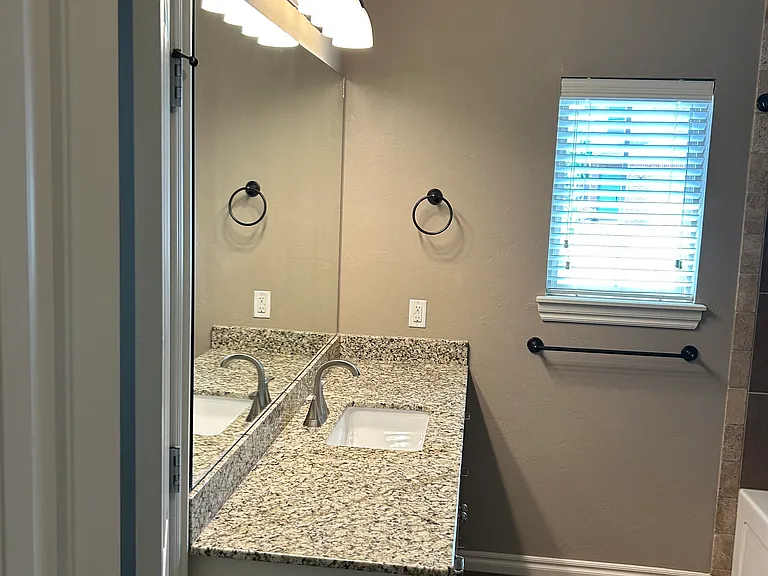 12011 Jadesdale Cir — Photo 23