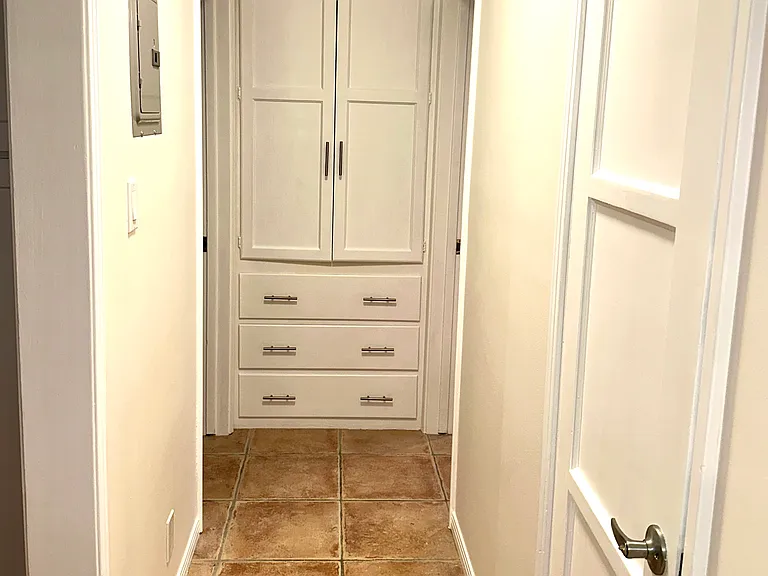 1033 Pearl St #1 — Photo 35