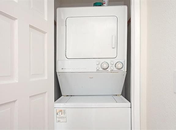 5th image of 4031 Idaho St Unit F