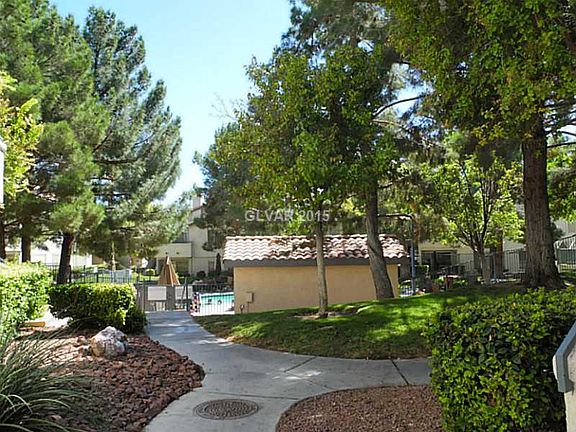 3rd image of 3068 Tarpon Dr Unit 201