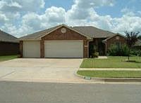 1st image of 2416 Stonebridge Dr