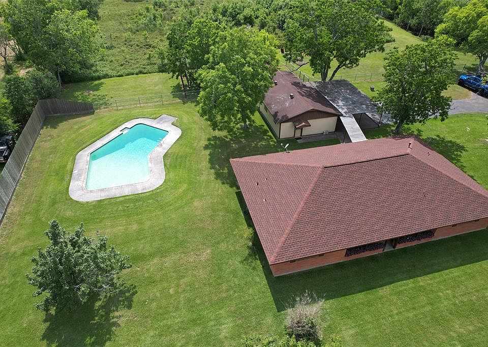 4102 Chocolate Bayou Rd, Manvel, TX 77578 MLS 21435039 Zillow