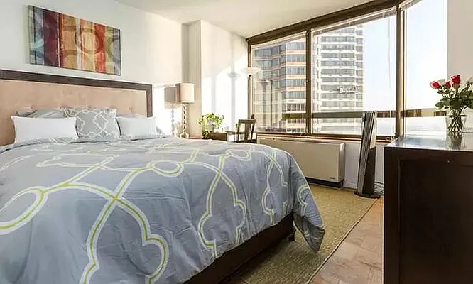 Rented by Akam Sales and Brokerage | media 17