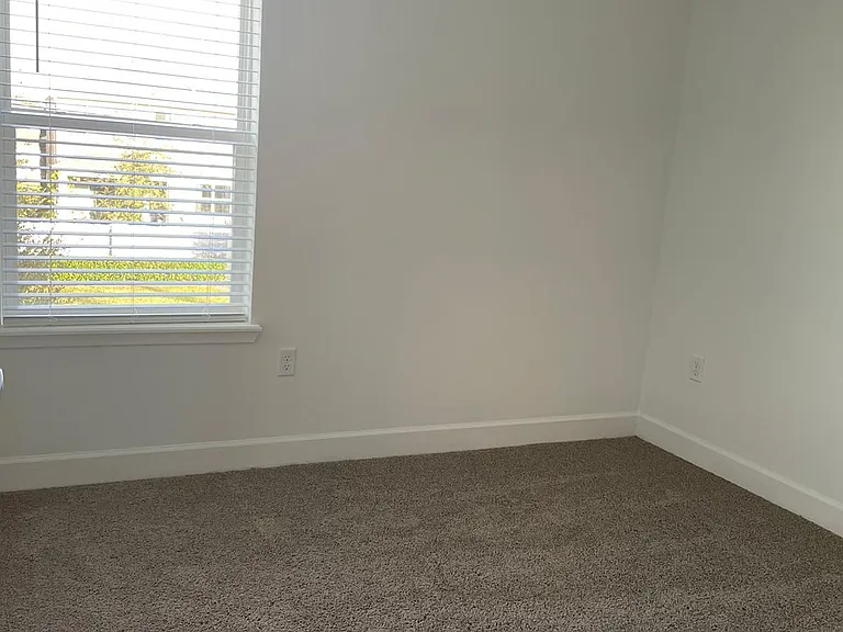 1337 Captiva Cv #8 — Photo 11