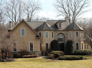 13 Barley Sheaf Ln, Schwenksville, PA 19473