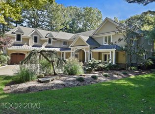 96 Dimmig Rd, Upper Saddle River, NJ 07458