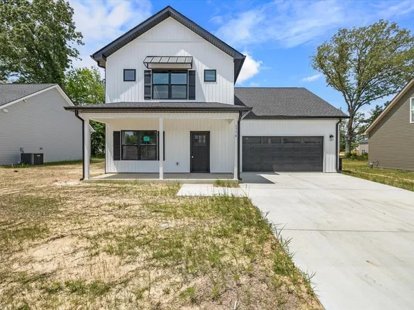 1774 Eagle Dr, Cookeville, TN 38506