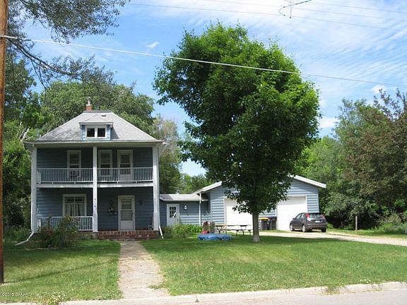 2nd image of 208 W Broadway St