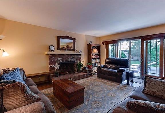 2nd image of 11732 Ardis Dr