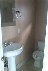 2nd image of 719 W 47th St APT 6