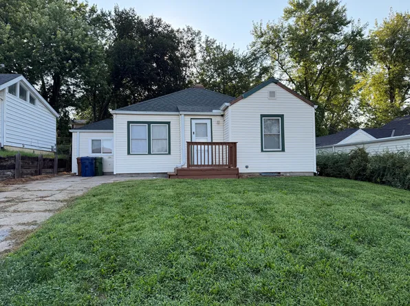 2015 Calhoun St, Bellevue, NE 68005