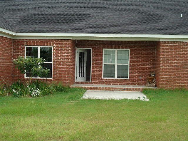 2nd image of 607 Waverly Ln