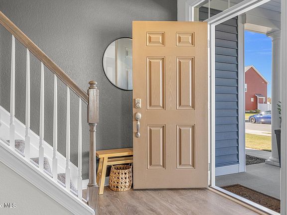 3rd image of 107 Farmridge Way