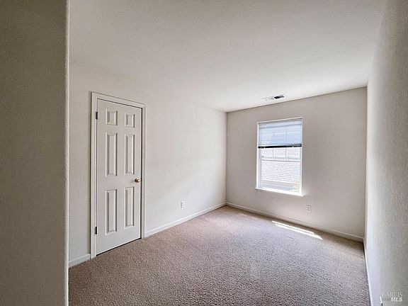 4th image of 2365 Battersea Street