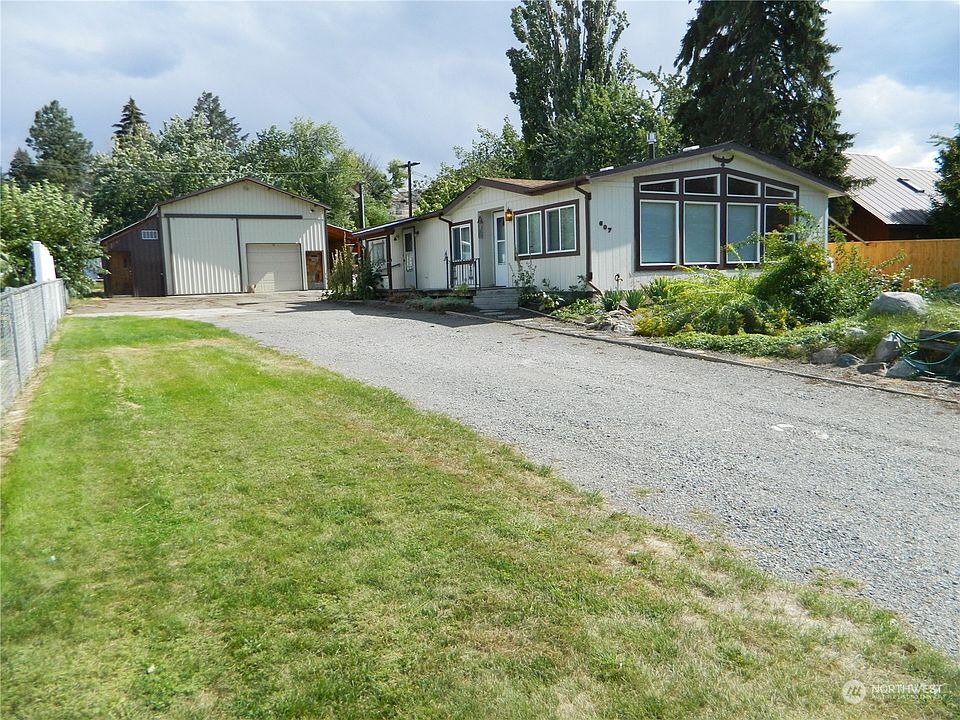 1st image of 607 S Tonasket Avenue