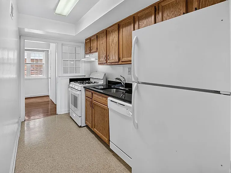 7806 Tilbury St #1 — Photo 8