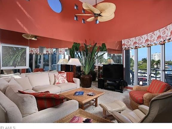 2nd image of 4560 Gulf Shore Blvd N #3-313