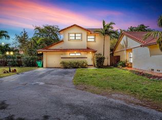 15026 SW 96th Ter, Miami, FL 33196