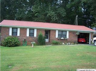 255 Hembree Dr, Guntersville, AL 35976