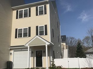 1 Sadler Ave UNIT 2, Shrewsbury, MA 01545