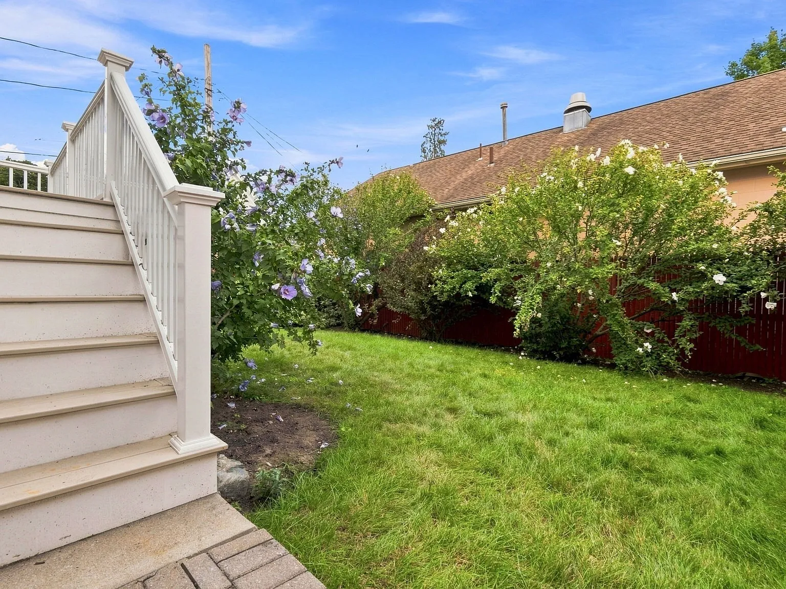 3 bed, 2.5 bath, 2782 sqft, $3,800 — Photo 4