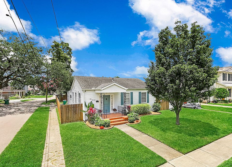 1st image of 400 Metairie Lawn Dr