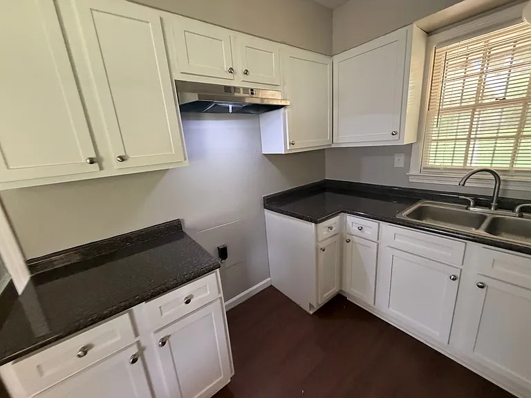 1786 Hester Rd — Photo 56