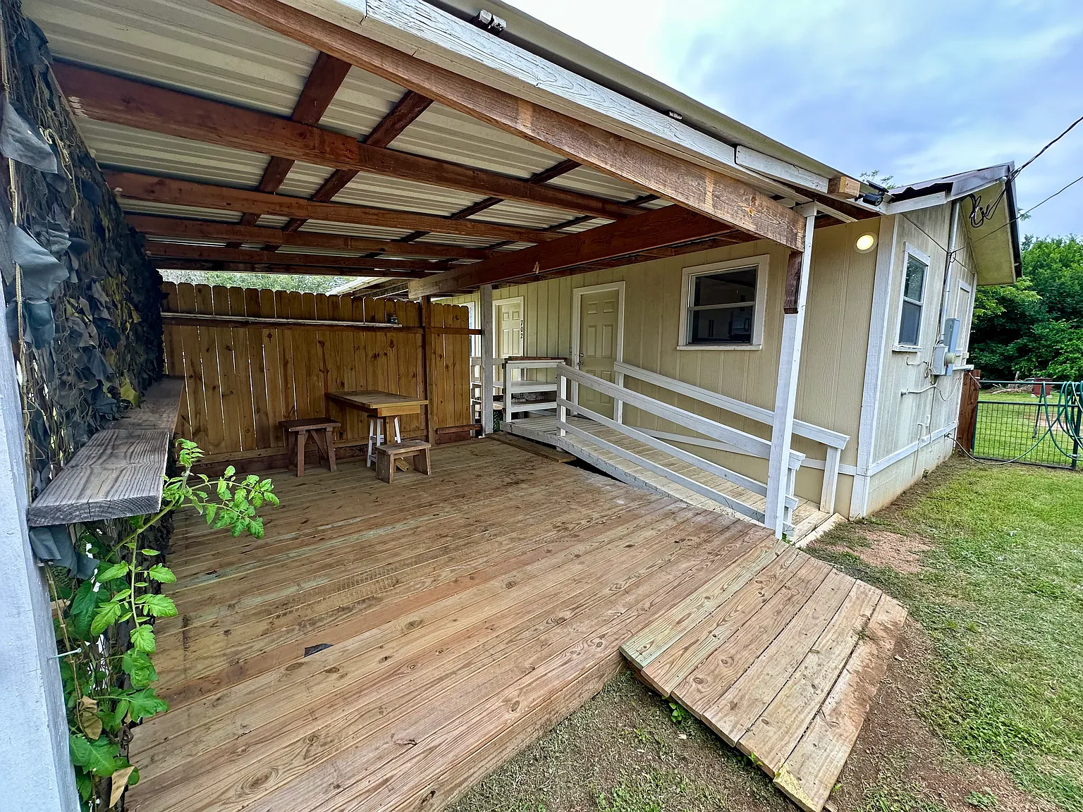1 bed, 640 sqft, $1,000 — Photo 3