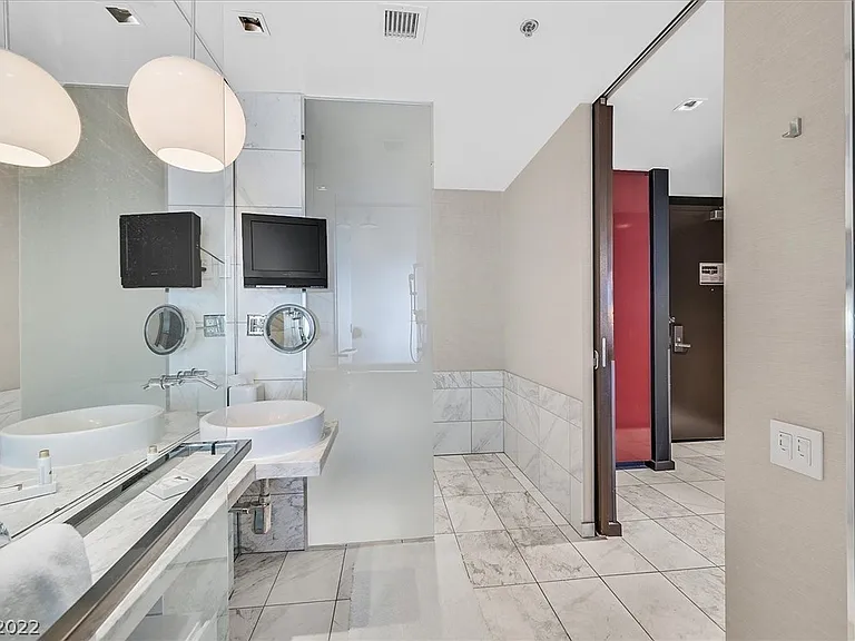 4381 W Flamingo Rd #36309 — Photo 3