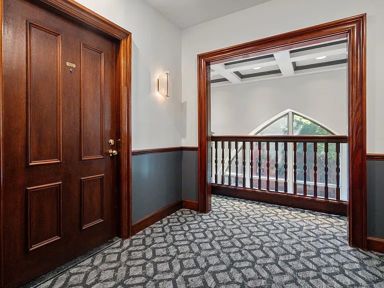 2 Clarendon St #302 — Photo 26