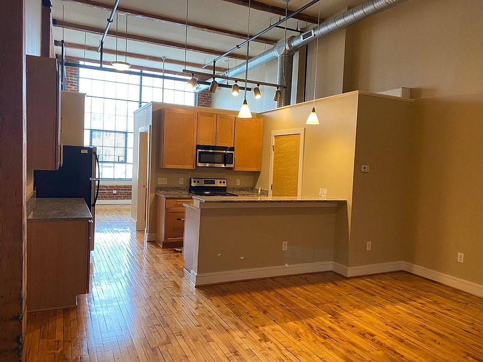 1st image of 505 6th St SW #223