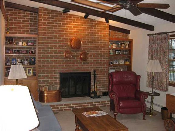 3rd image of 158 Cranwood Dr