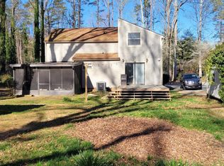 720 Riddle Mill Rd, Clover, SC 29710