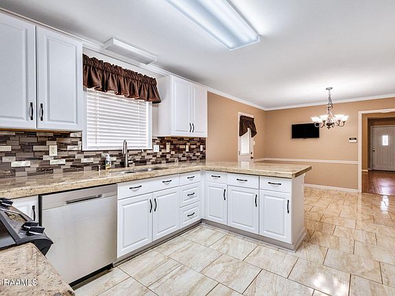 4th image of 311 Chadwick Dr