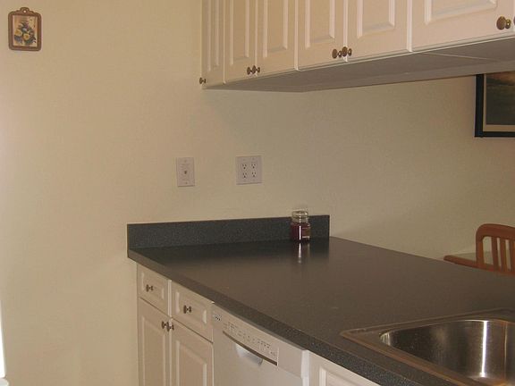 5th image of 393 W 49th St APT 5F