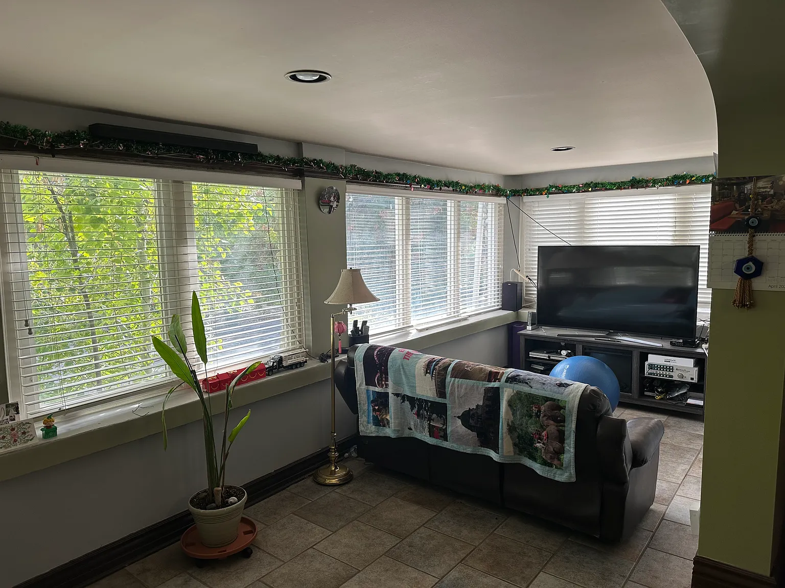 887 E 3rd Ave — Photo 4