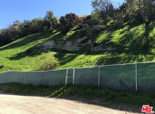3588 Oakfield Dr, Sherman Oaks, CA 91423