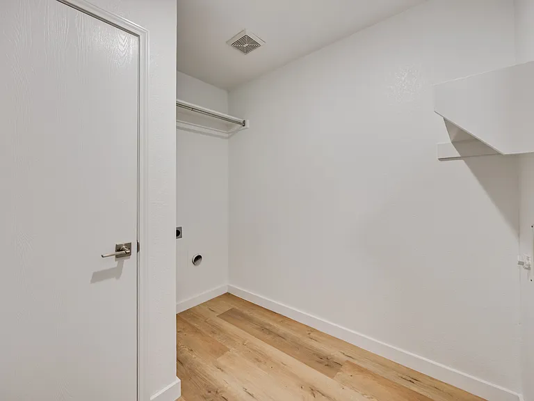 7127 Larkin Dr — Photo 18