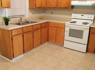 7642 Hunters Ridge Ln, North Charleston, SC 29420