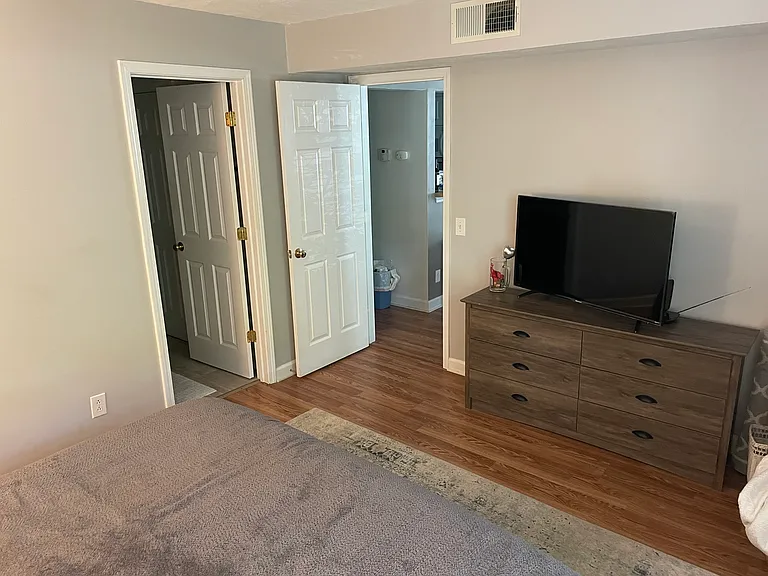 1011 Nicholwood Dr #207 — Photo 15