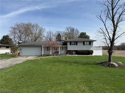 6715 Helmick Dr SW, Warren, OH, 44481