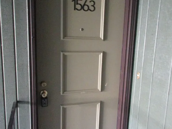 Remodeled 2 Bedroom Apartment, 1563 Commercial St SE, Salem, OR 97302