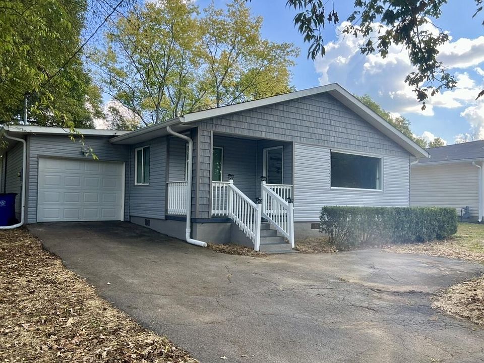 1st image of 2902 Henderson Ave NW