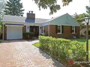 9031 Parkside Ave, Morton Grove, IL 60053