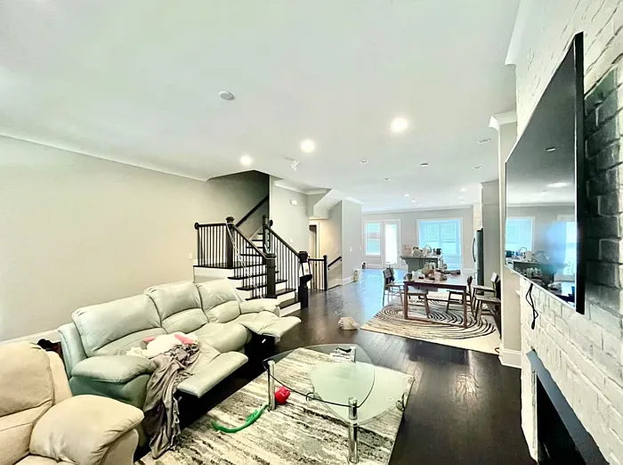651 Brennan Dr — Photo 4