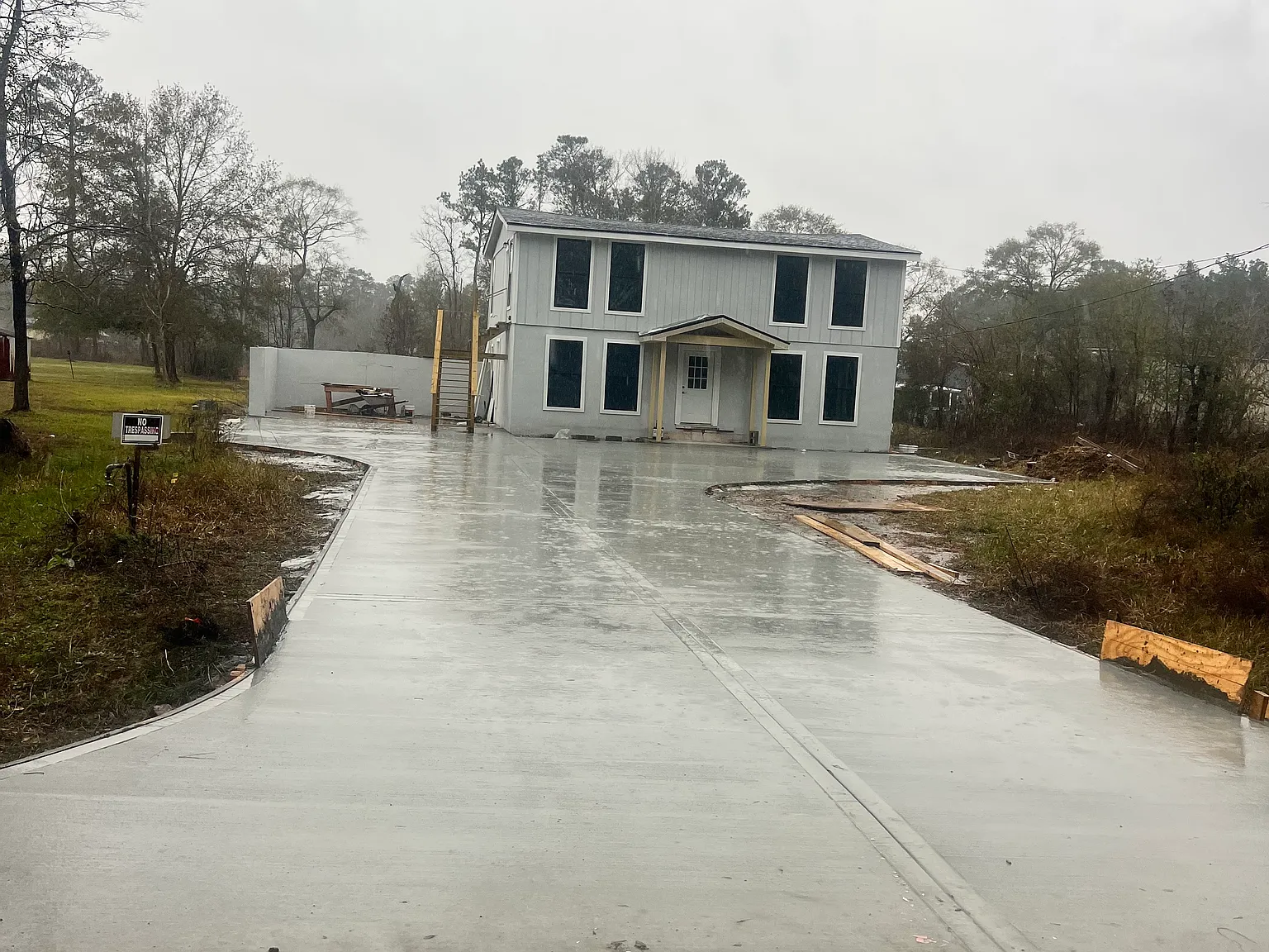 4 bed, 1700 sqft, $1,700 — Photo 1
