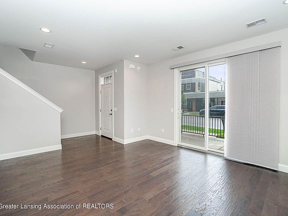 5th image of 406 N Hamilton St #108